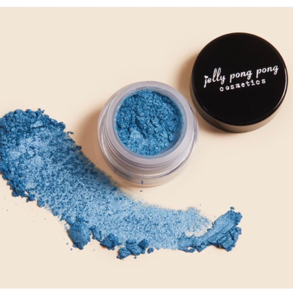 Jelly Pong Pong Eyeshadow in Cosmic Light Pulsar